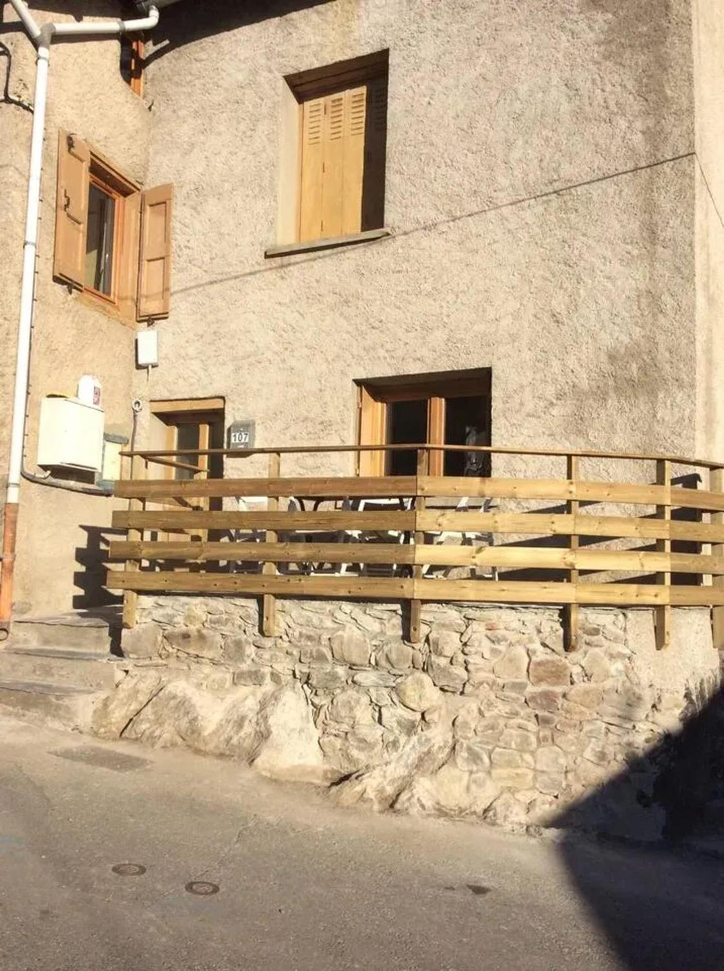 Chalet Confortable A Ascou Avec Vue Sur La Montagne Ngoại thất bức ảnh
